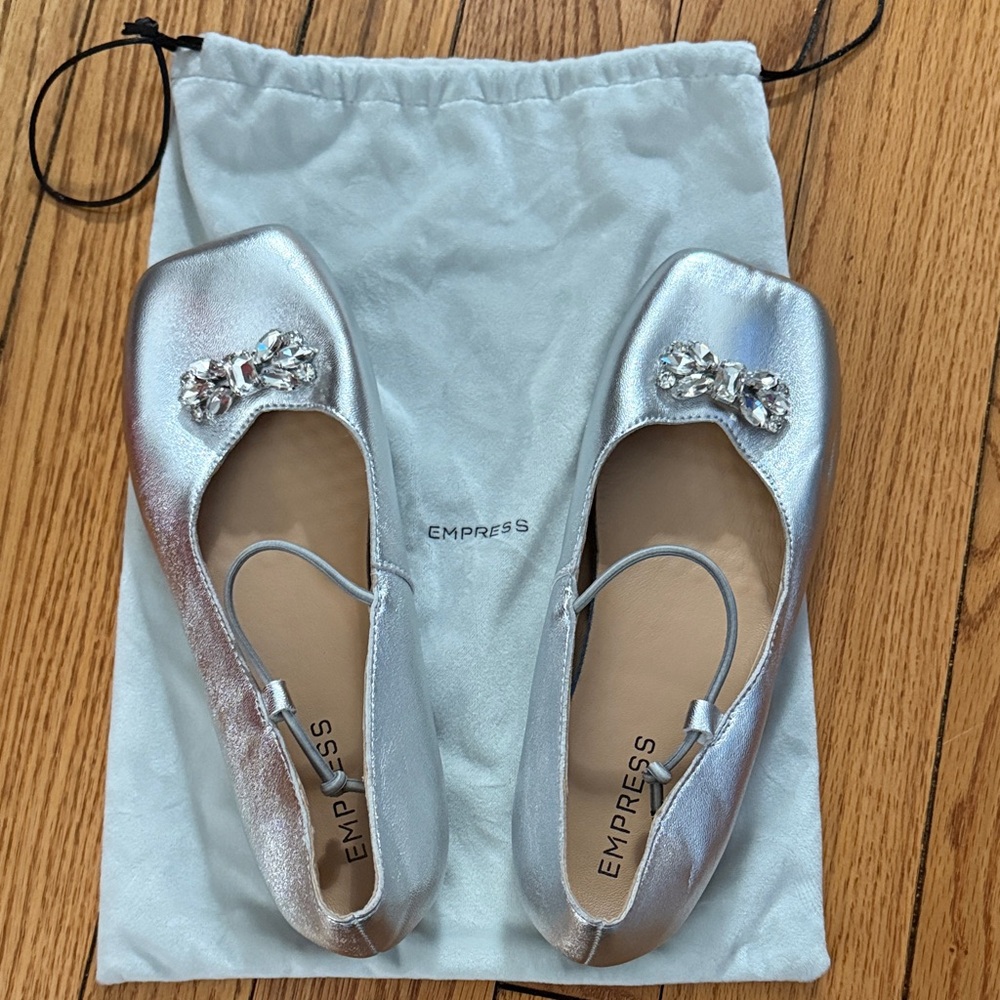 Silver Flats with Crystal Bow